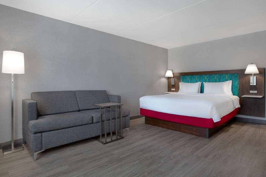 Hampton Inn By Hilton Brampton - Toronto Room photo